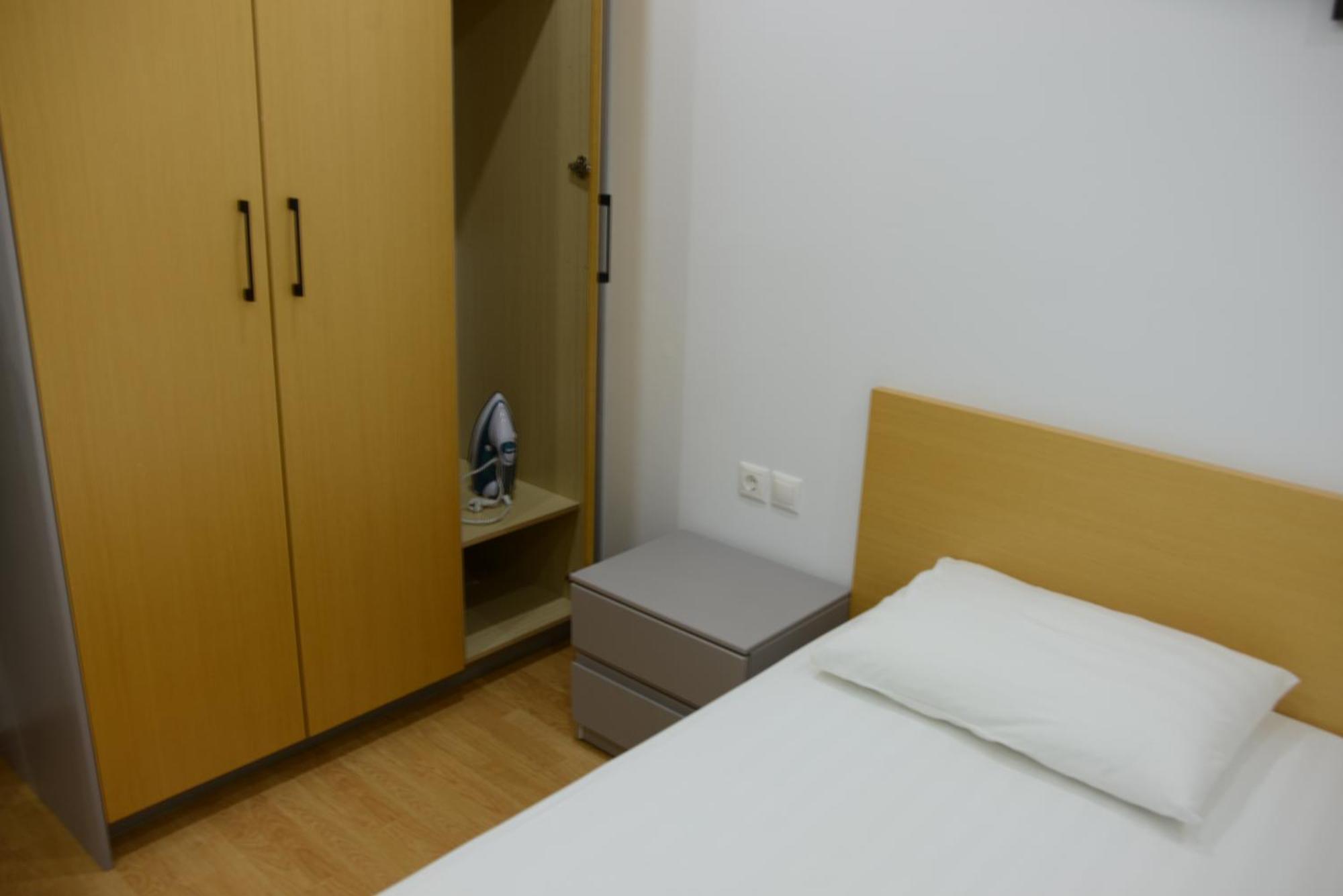 Mane Apartments Sarandë Exteriör bild